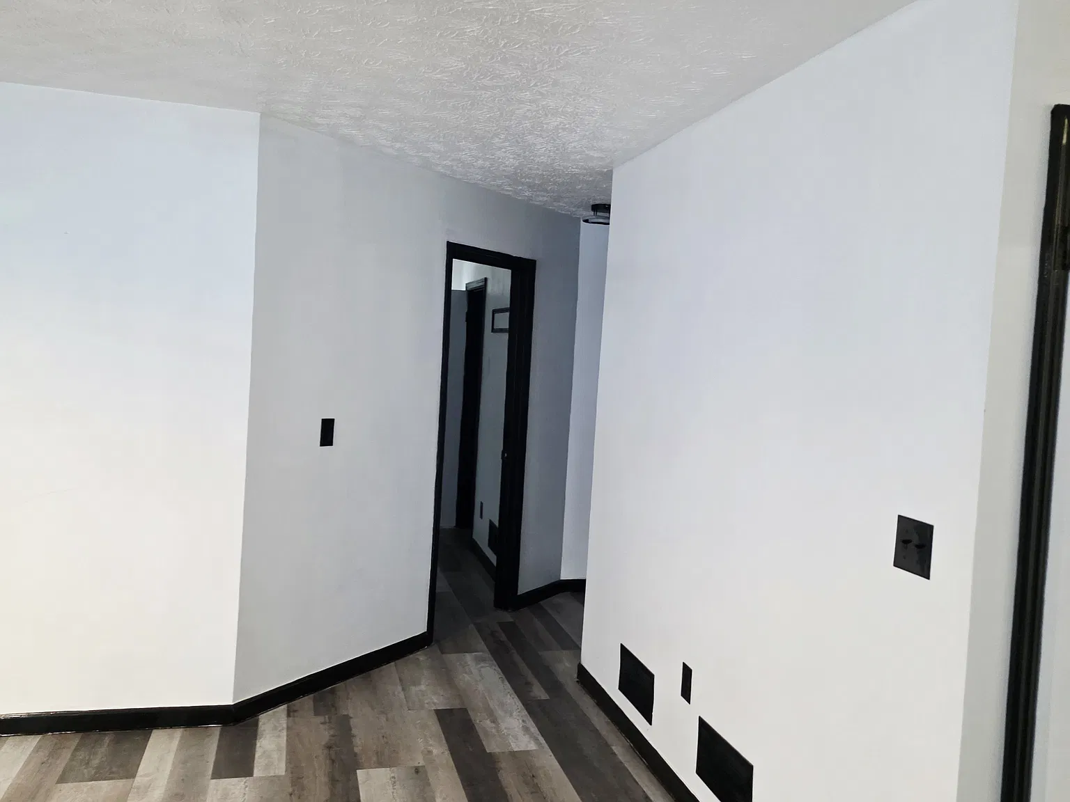 3 bed, 1523 sqft, $2,300 — Photo 4
