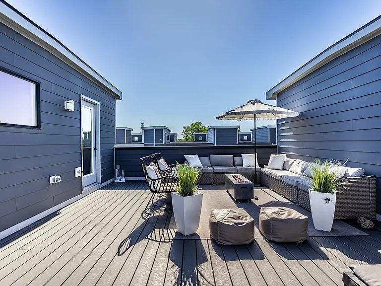 423 Leota St — Photo 27