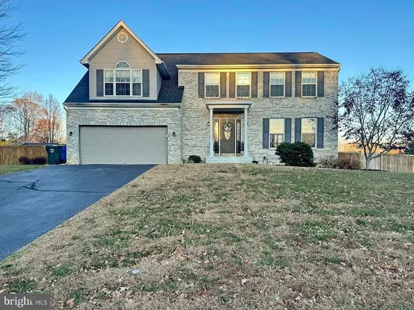 101 Cornwall Ct, La Plata, MD 20646