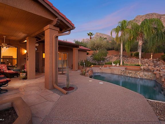 3rd image of 1140 E Canada Vista Pl
