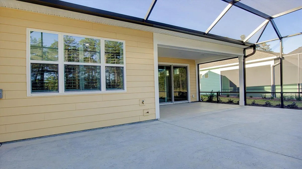 2 bed, 2.5 bath, 1743 sqft, $3,000 — Photo 2