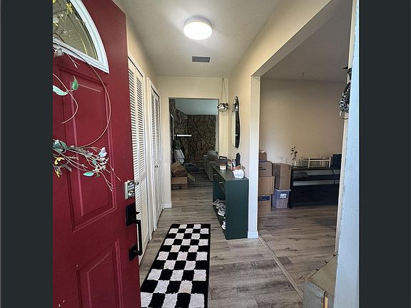 3rd image of 4179 Dawnridge Rd E