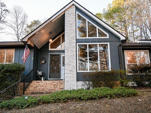 3rd image of 5607 Barrington Country Cir