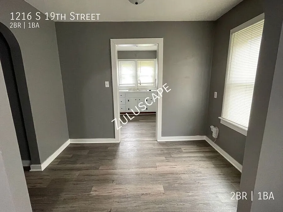 Building Photo - 1216 S 19th St