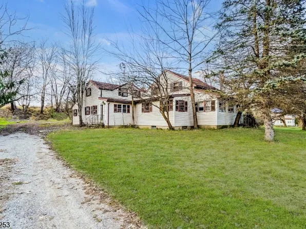 48 Davis Rd, Franklin Boro, NJ 07416