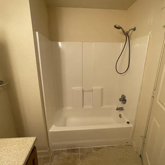 983 Oregon Ave — Photo 10