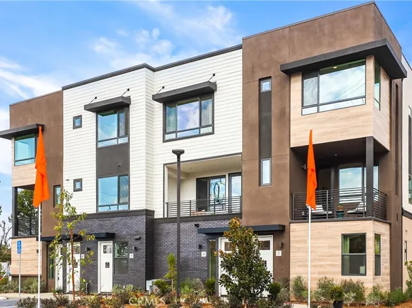 15 Bigsby Dr, Stanton, CA 90680