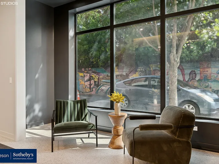 7010 N Glenwood Ave #Penthouse 1 — Photo 13