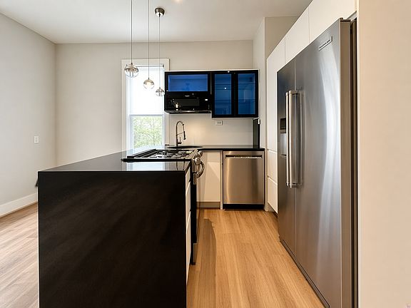 5th image of 253 Federal St #1