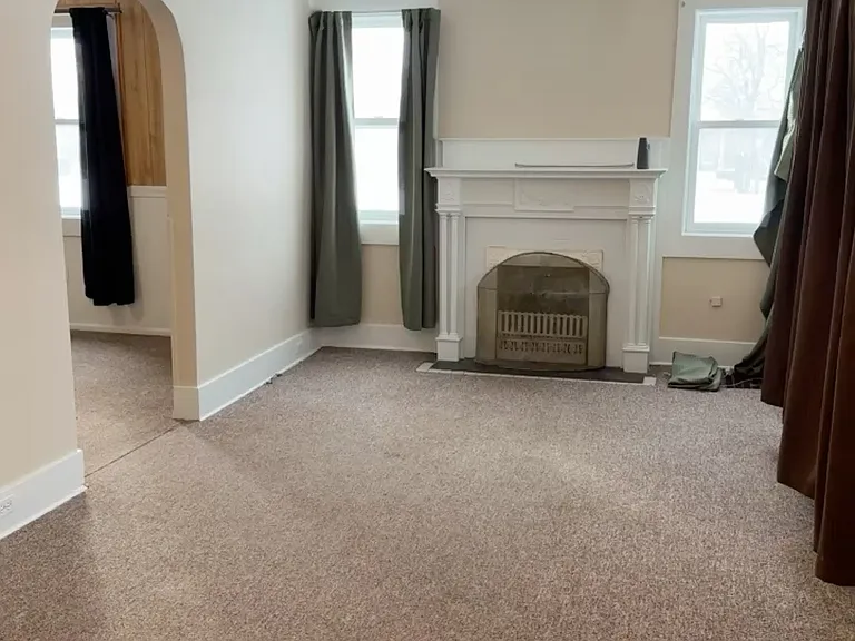 520 N Water St — Photo 18
