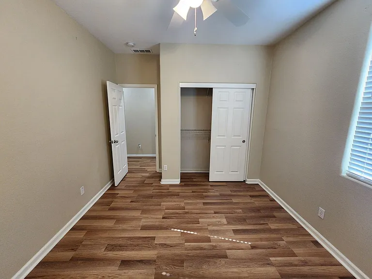 936 Haycastle Ct — Photo 24