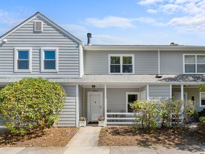 1264 Maple View Dr, Charlottesville, VA, 22902