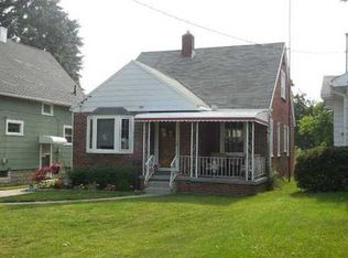 196 Hannum Ave, Rossford, OH 43460