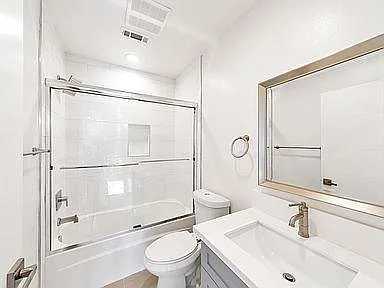 1235 1/2 W 39th Pl — Photo 16