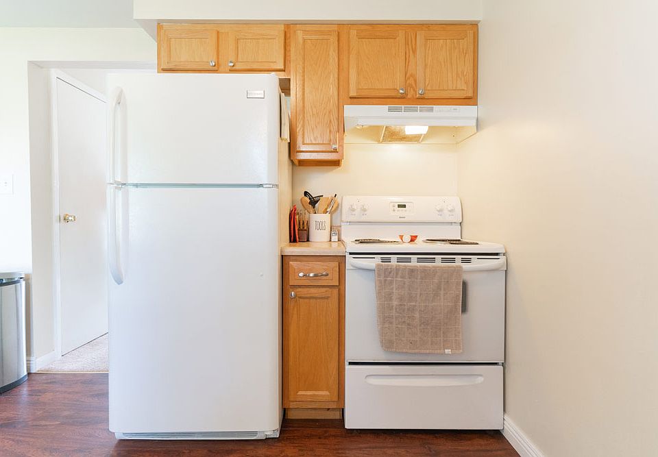 Londonaire Townhomes 5703 Oxford Ln Lockport, NY Zillow