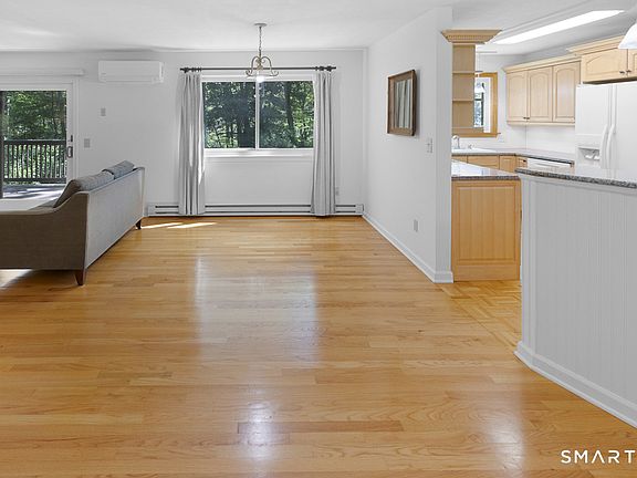 5th image of 91 Riverview Road #8C