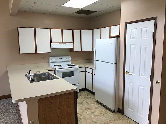 1st image of 1015 W 31st St #203