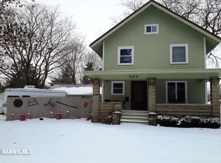509 Maple St, Lena, IL 61048