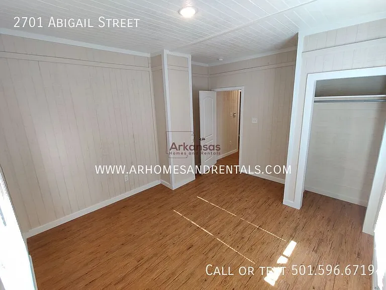 2701 Abigail St — Photo 9