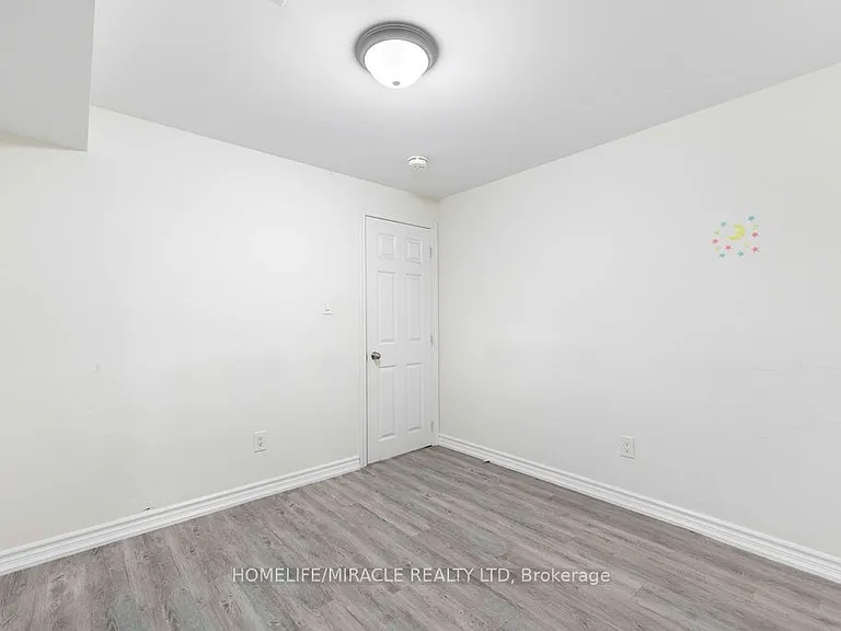 1330 Aldergrove Dr #BASEMENT — Photo 11