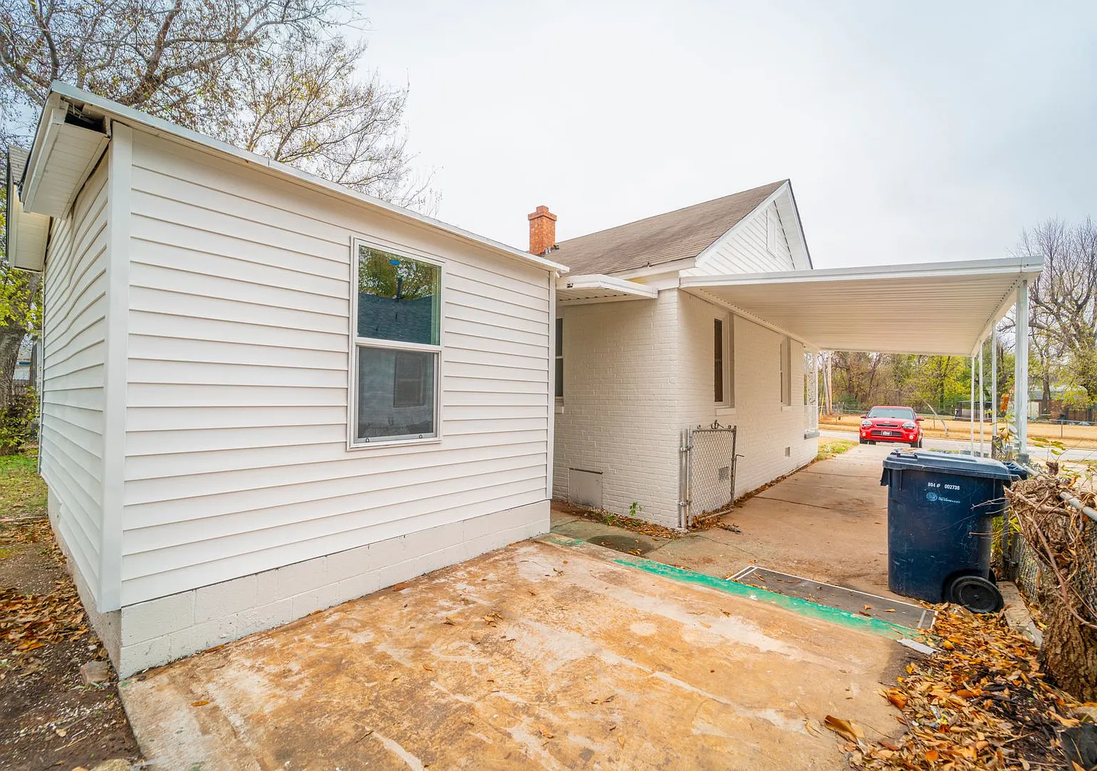 Newly Remodel 2bd Home — Photo 2