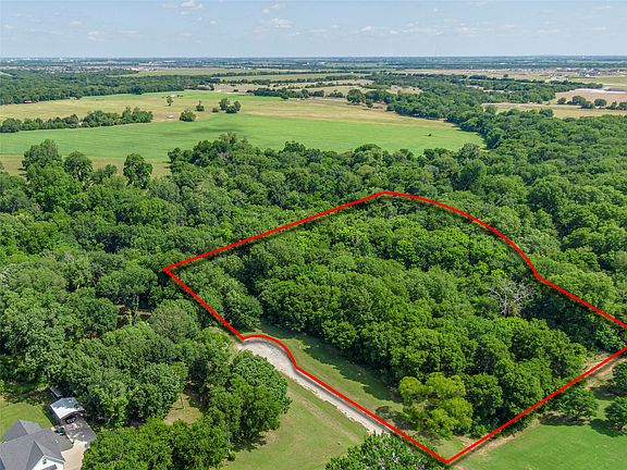 4th image of Oak Ln