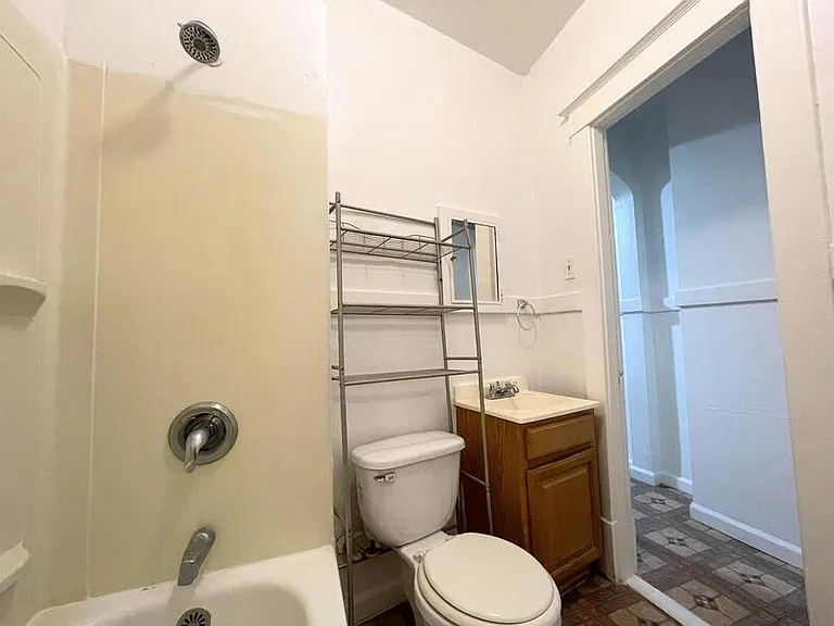 2751 Pestalozzi St #2E — Photo 6