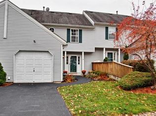 6 Plum Ct, Highland Mills, NY 10930