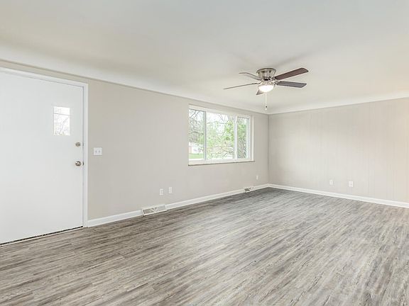 3rd image of 5704 Cromley Dr
