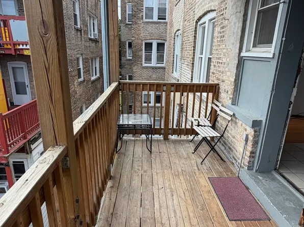 7433 N Seeley Ave APT 2, Chicago, IL 60645
