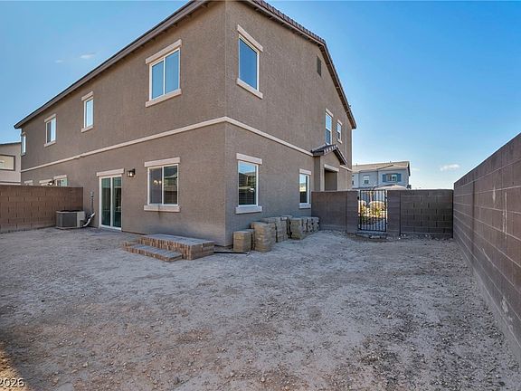 4th image of 1626 Dakota Group Ave