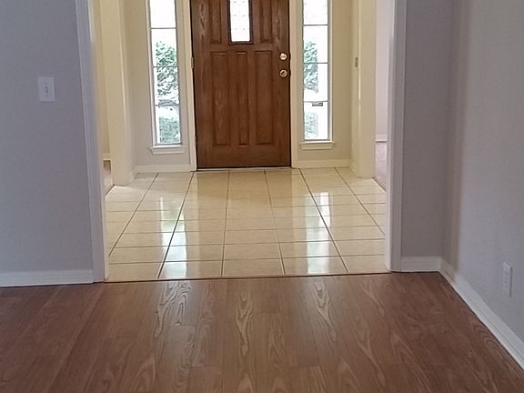 2nd image of 13712 Shavano Walk