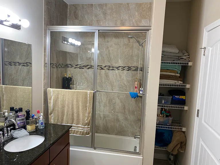 648-650 Westfield Ave #307 — Photo 9