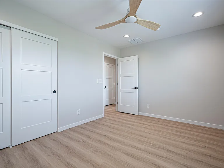 739 N Queen Ave #2 — Photo 22