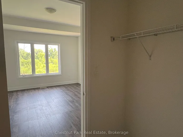 82 Kari Cres — Photo 19