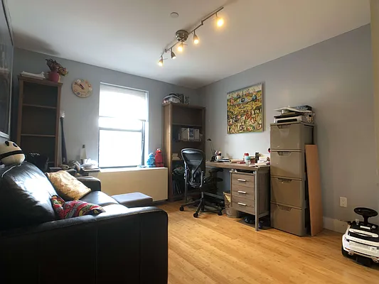 Rented by Compass | media 4