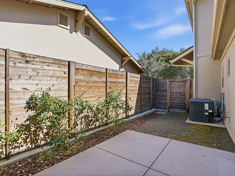 40 Old Mission Dr — Photo 42