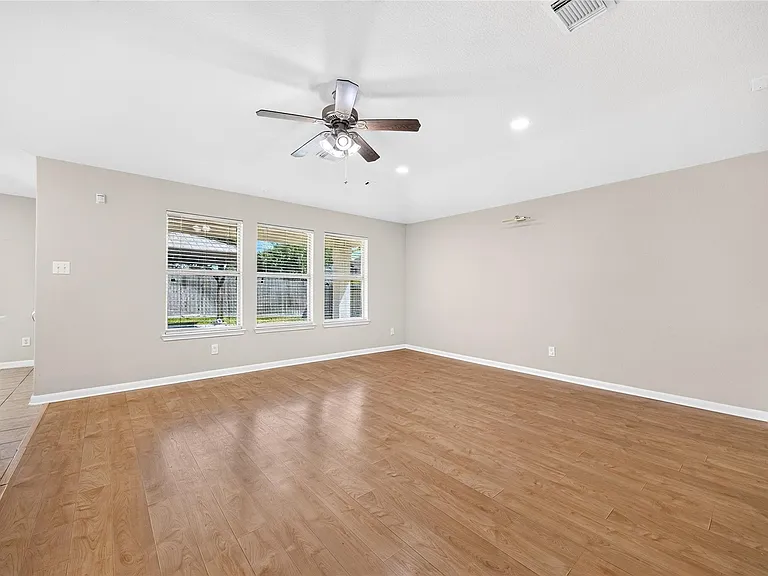18211 Doral Rock Ct — Photo 15