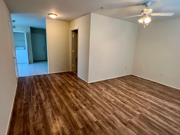 600-61 E Hosking Ave, Bakersfield, CA 93307