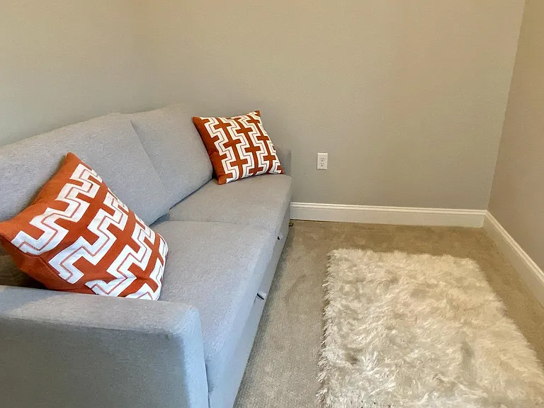 77 Van Dam St #302 — Photo 20