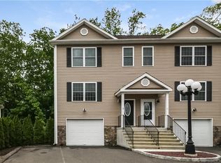 14 Morton St APT 12, Danbury, CT