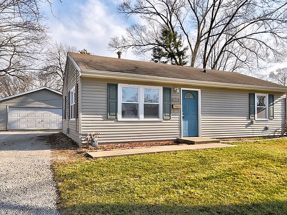 3rd image of 1716 Marlboro Ln