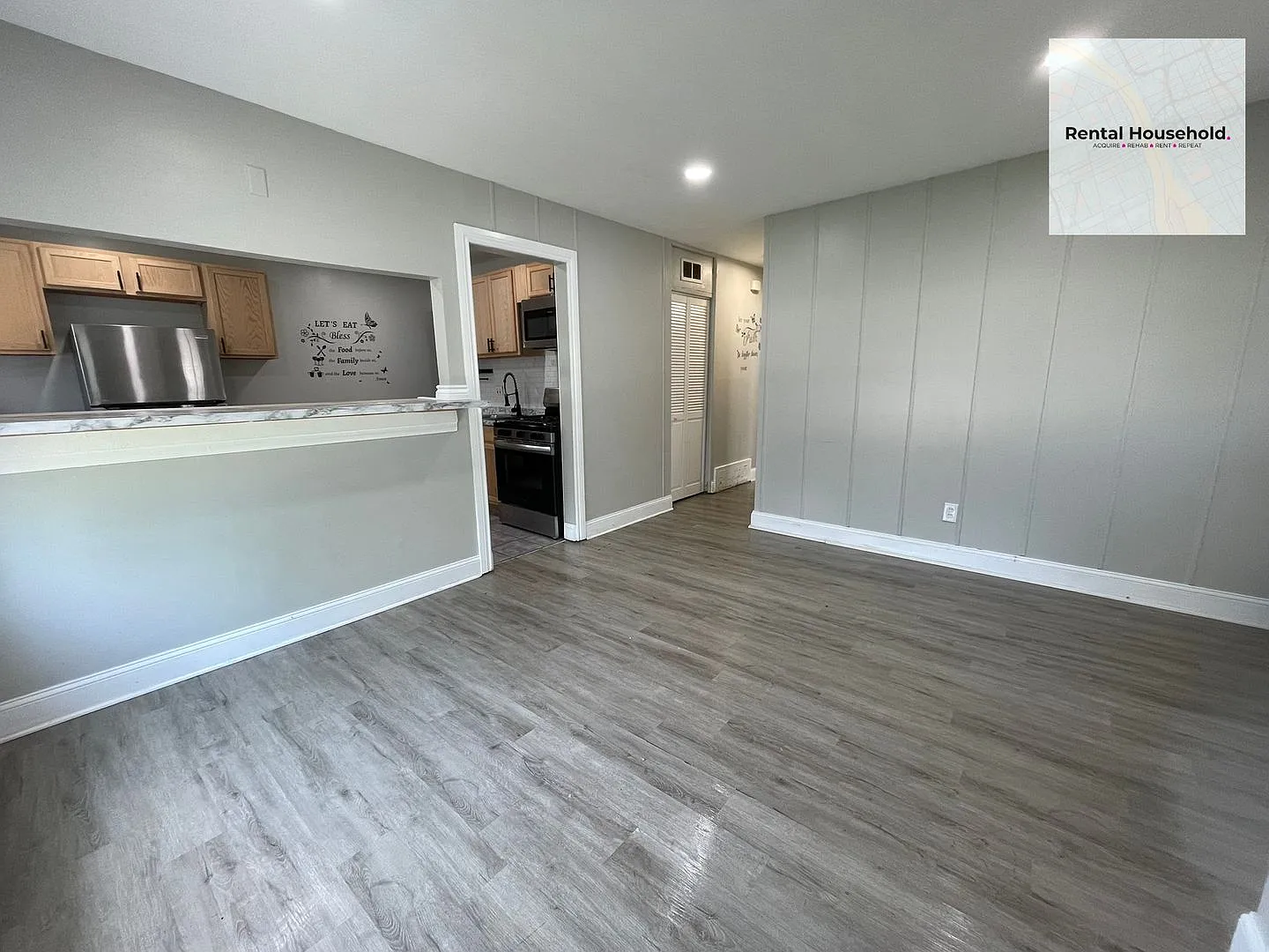 Adorable 3 Bedroom Ranch-Move-In Ready!! — Photo 3