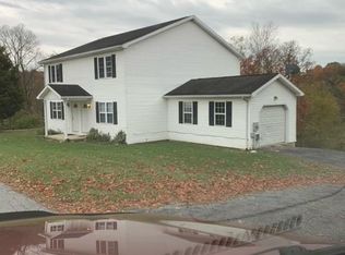 84 Dozer Ln, Martinsburg, WV 25404