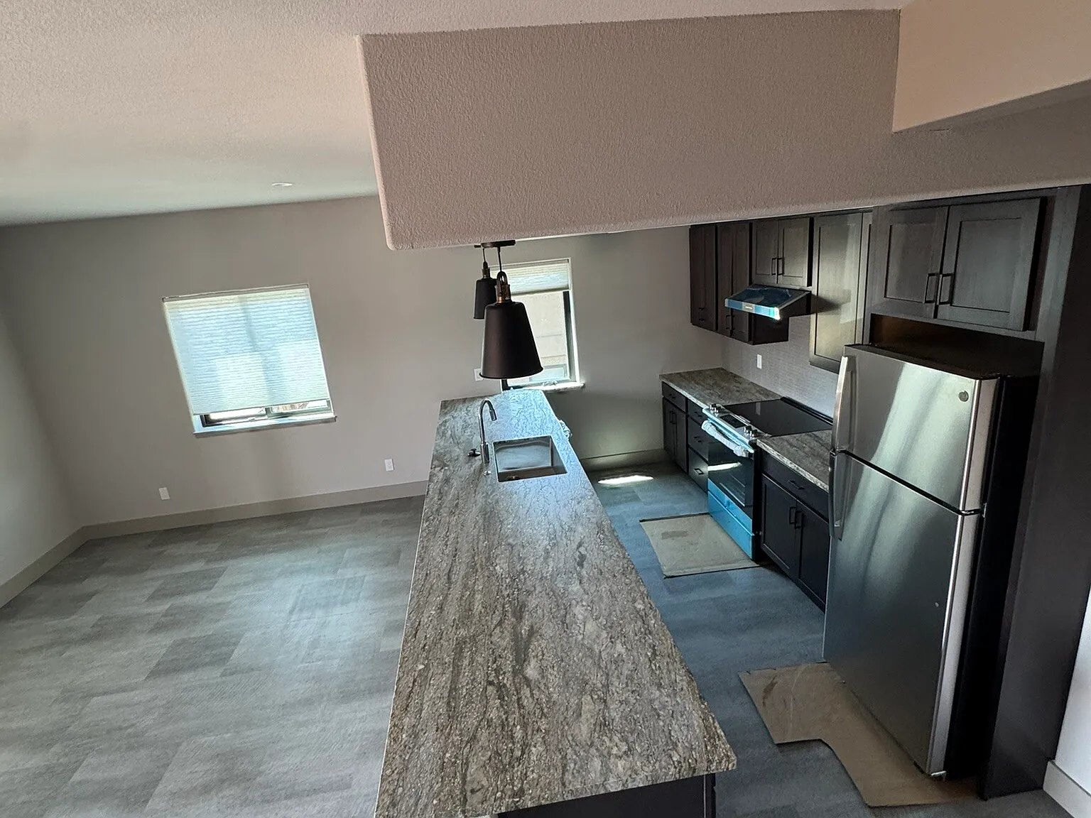 2 bed, 1408 sqft, $2,550 — Photo 2
