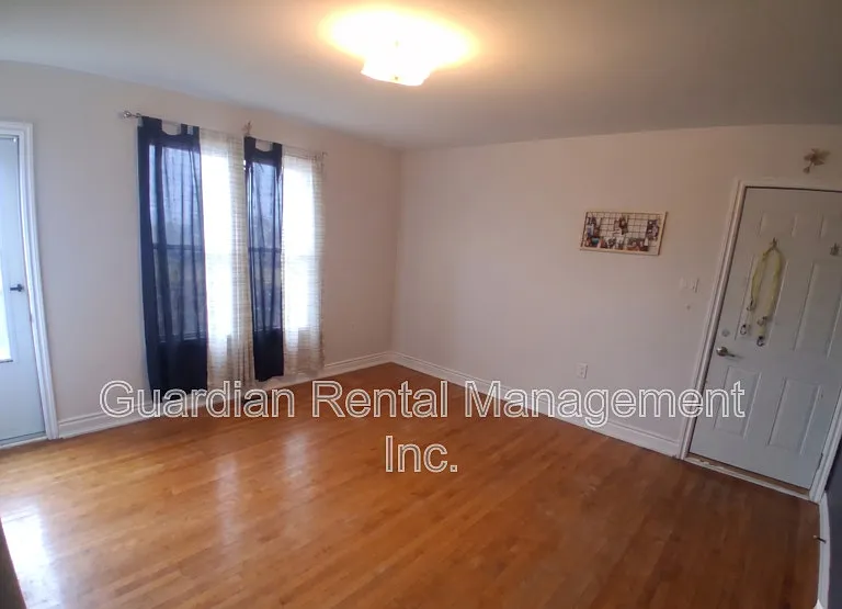 108 Banning St #2 — Photo 3