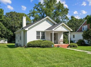 1916 Oxford Rd, Henderson, NC 27536