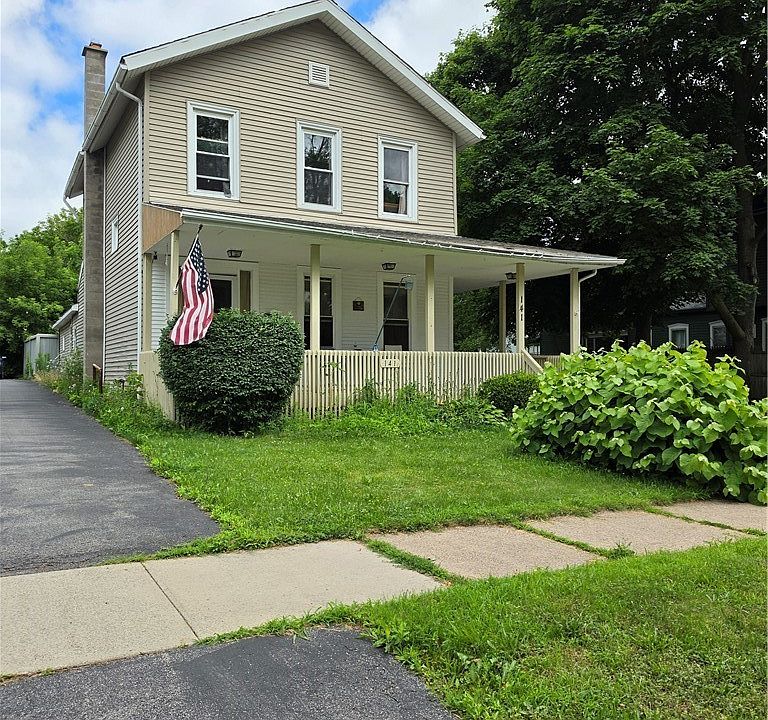 1st image of 141 Caledonia St