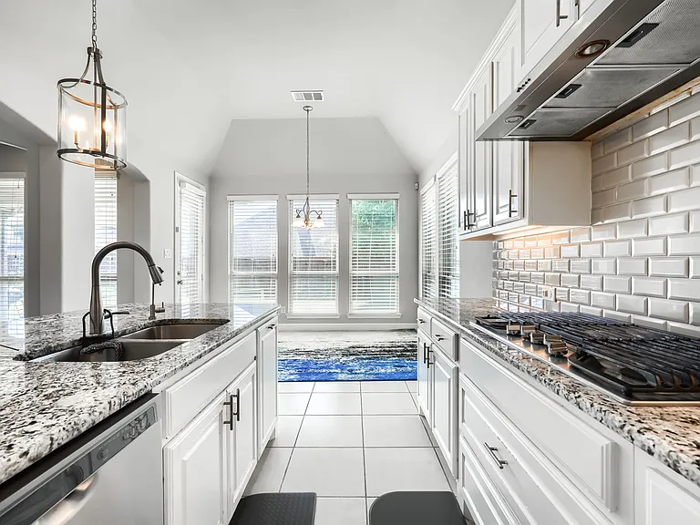 14175 Wheatfield Ln — Photo 17
