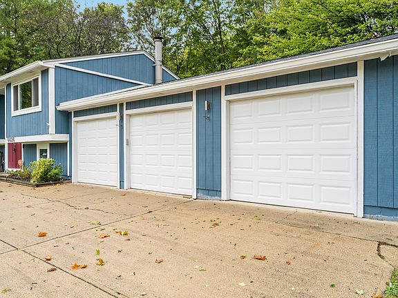 5th image of 6626 Woodford Ln